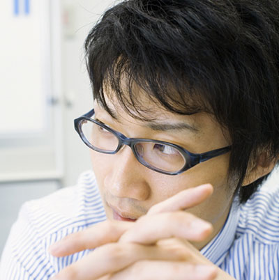 staff_photo03